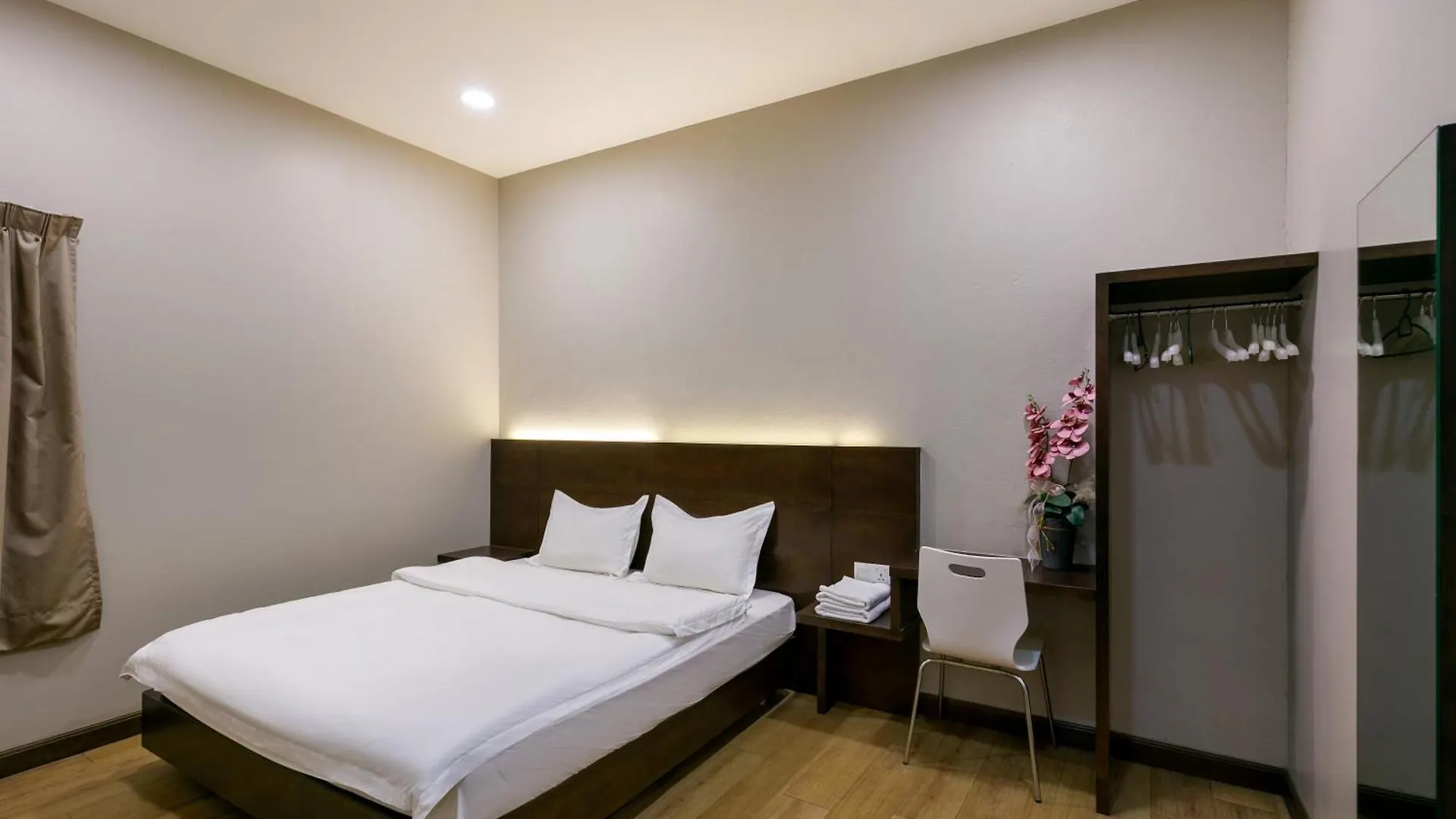Gaia Realty Homestay, Private & Convenient Stay In Georgetown Ferienhaus